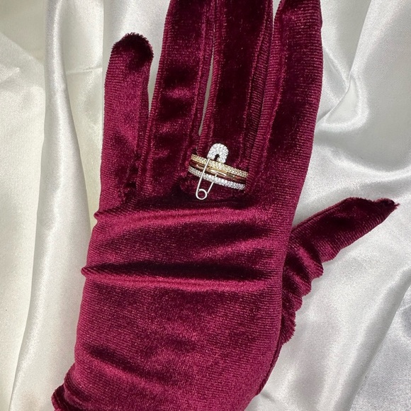 Gold and Silver Ring with Interwoven Bands and Sparkling Stones - Picture 5 of 9